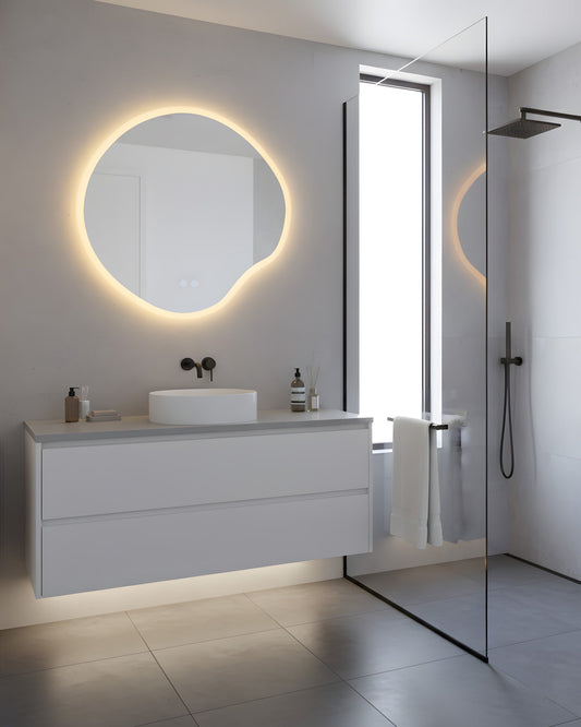 LED-Badezimmerspiegel H-3018 mit organischem Design