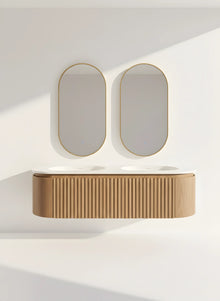 Doppeltes Badmöbel-Set aus Holz mit zwei Waschbecken & LED-Spiegeln